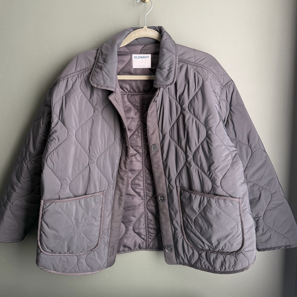 Old Navy Women's Grayish Black Quilted Jacket